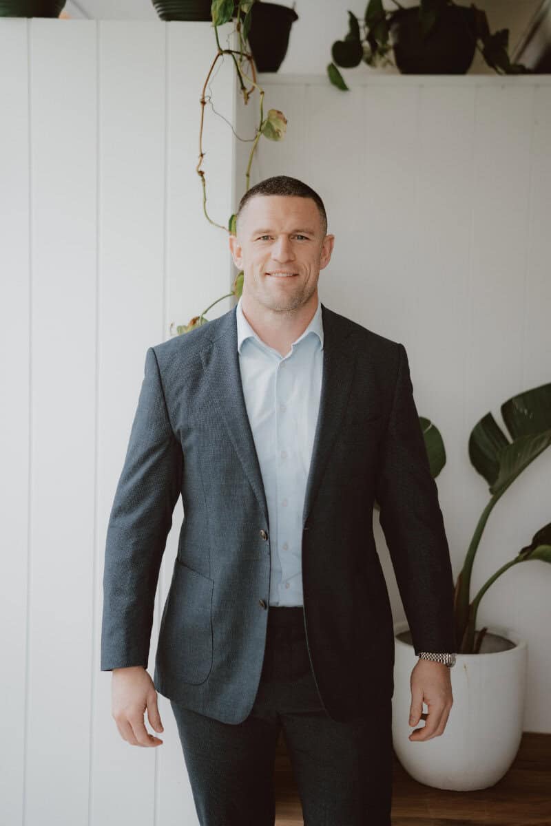 head shot of Luke Burgess Mortgage Broker